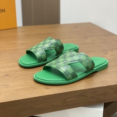 Louis Vuitton Slippers